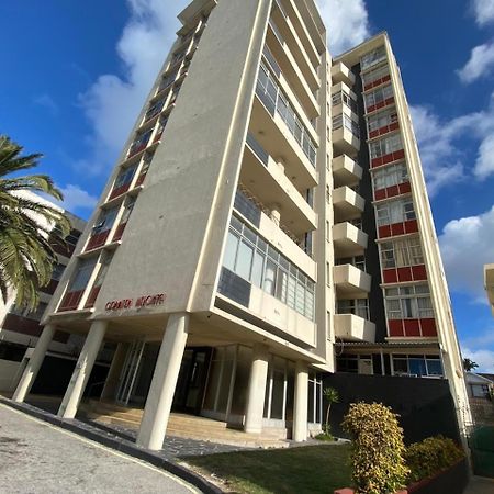 Modern Rooms Available Close To The Beach In Humewood Port Elizabeth Exteriér fotografie